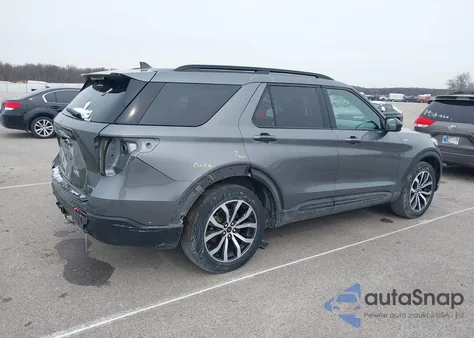 2022 Ford Explorer St-Line z USA, uszkodzony, nr VIN 1FMSK8KH3NGB82727